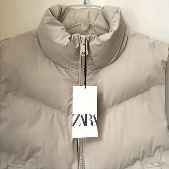 Zara Light Beige Quilted Vest - Picture 6 of 9
